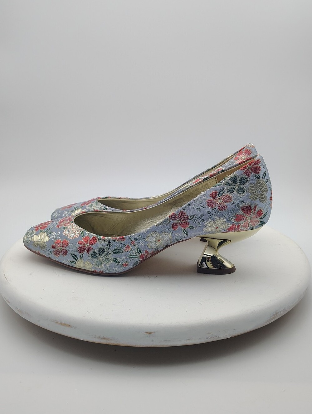 Katy Perry Floral Jacquard Square Toe Pumps With Unique Heel Design Size 9 - Picture 3 of 13
